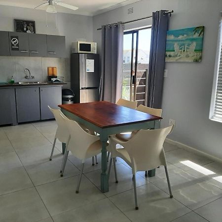 Croeso Guest House Langebaan Exterior photo