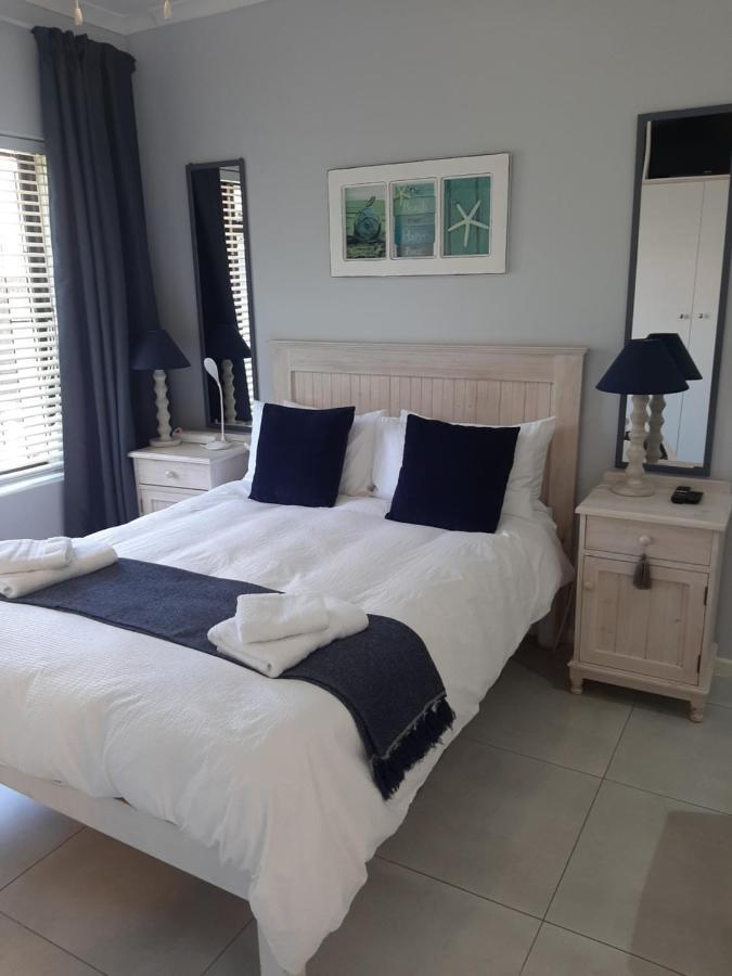 Croeso Guest House Langebaan Exterior photo