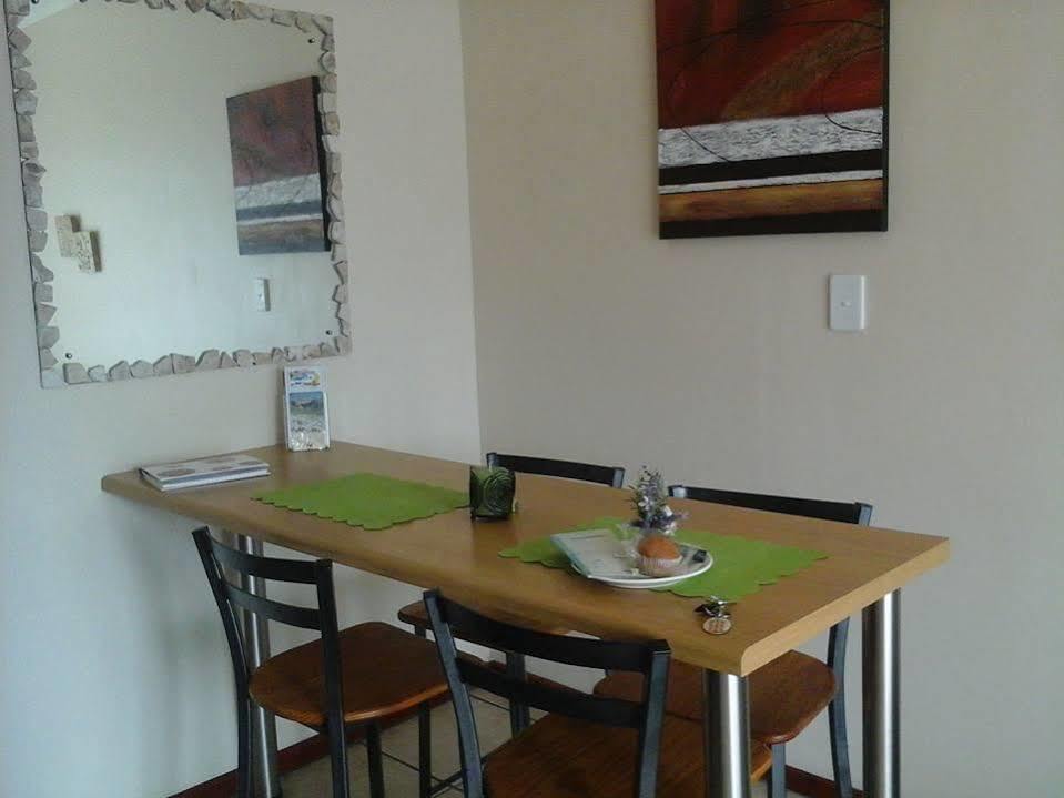Croeso Guest House Langebaan Exterior photo