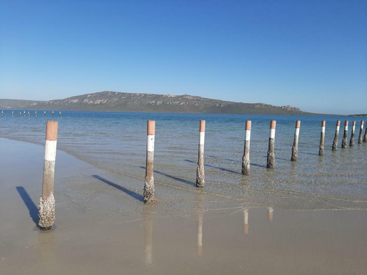 Croeso Guest House Langebaan Exterior photo
